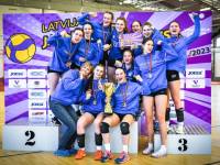 Latvijas U17 čempionātā uzvaru svin Daugavpils BJSS volejbolistes